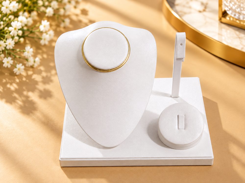 Exhibidor de joyas Blanco código DA-10641-3