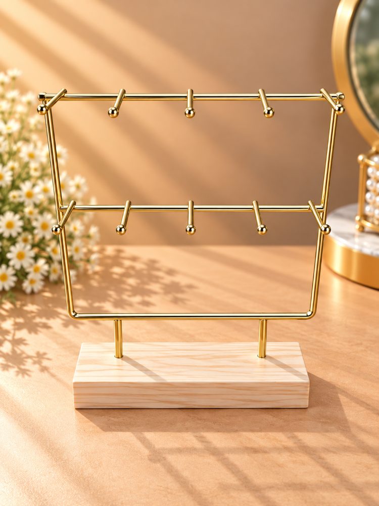 Exhibidor de joyas Dorado código DA-10688-2